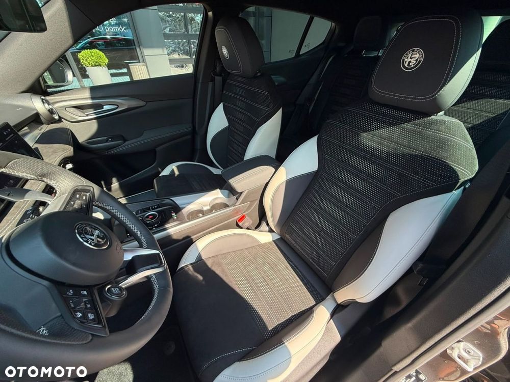 Alfa Romeo Tonale - 12