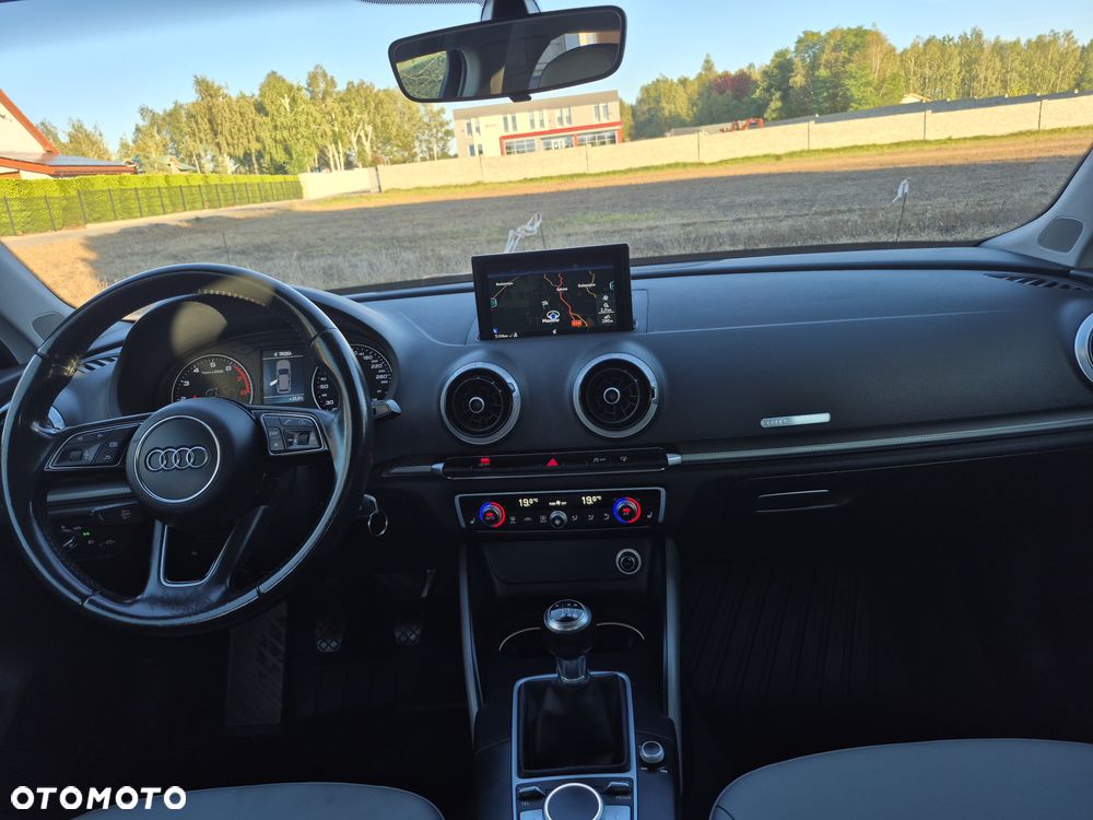 Audi A3 Sportback - 11