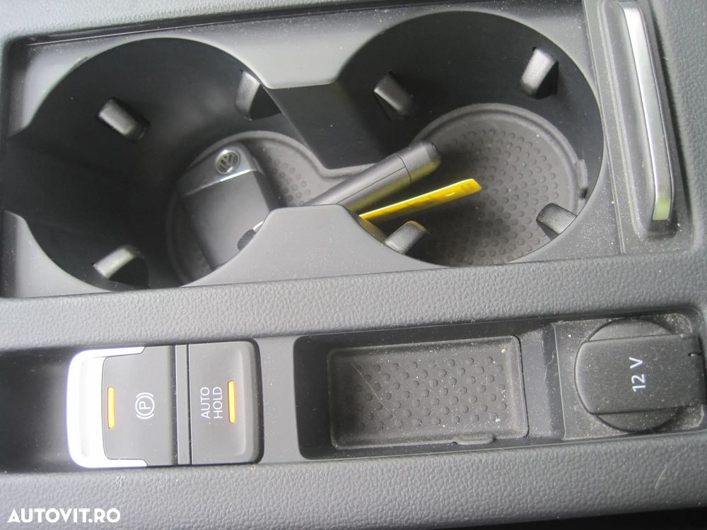 Volkswagen Passat 2.0 TDI Comfortline - 7
