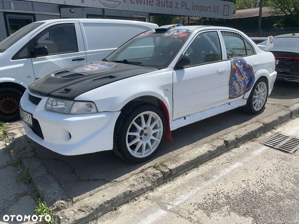 Mitsubishi Lancer - 1