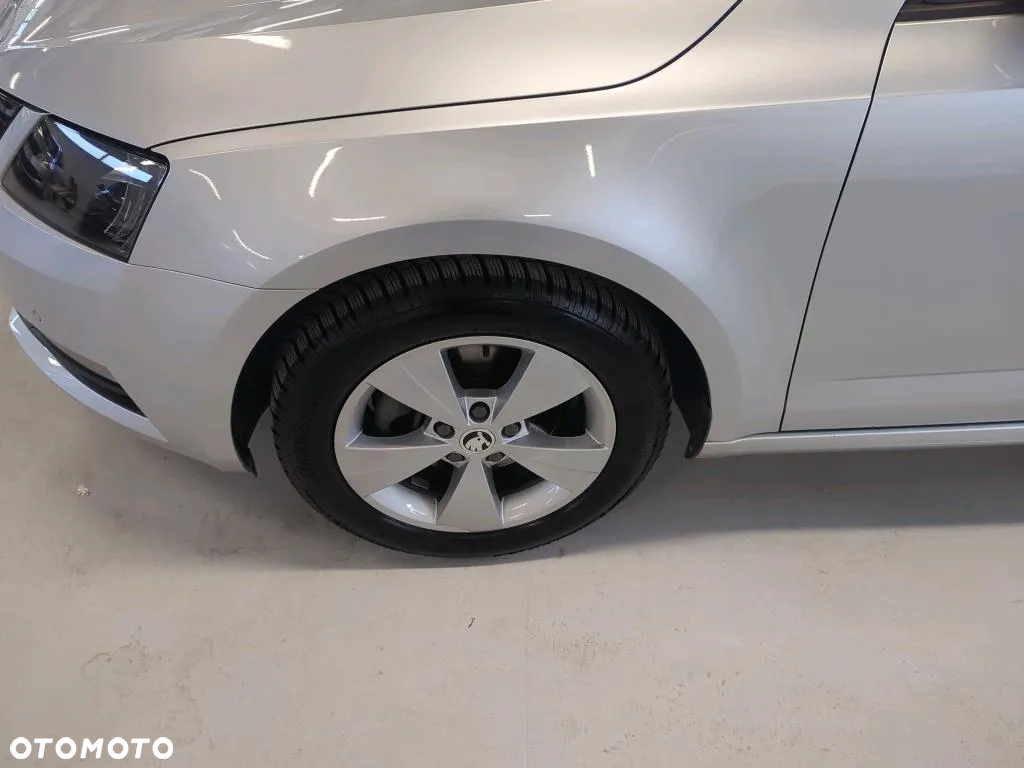 Skoda Octavia 1.5 TSI ACT Ambition - 5