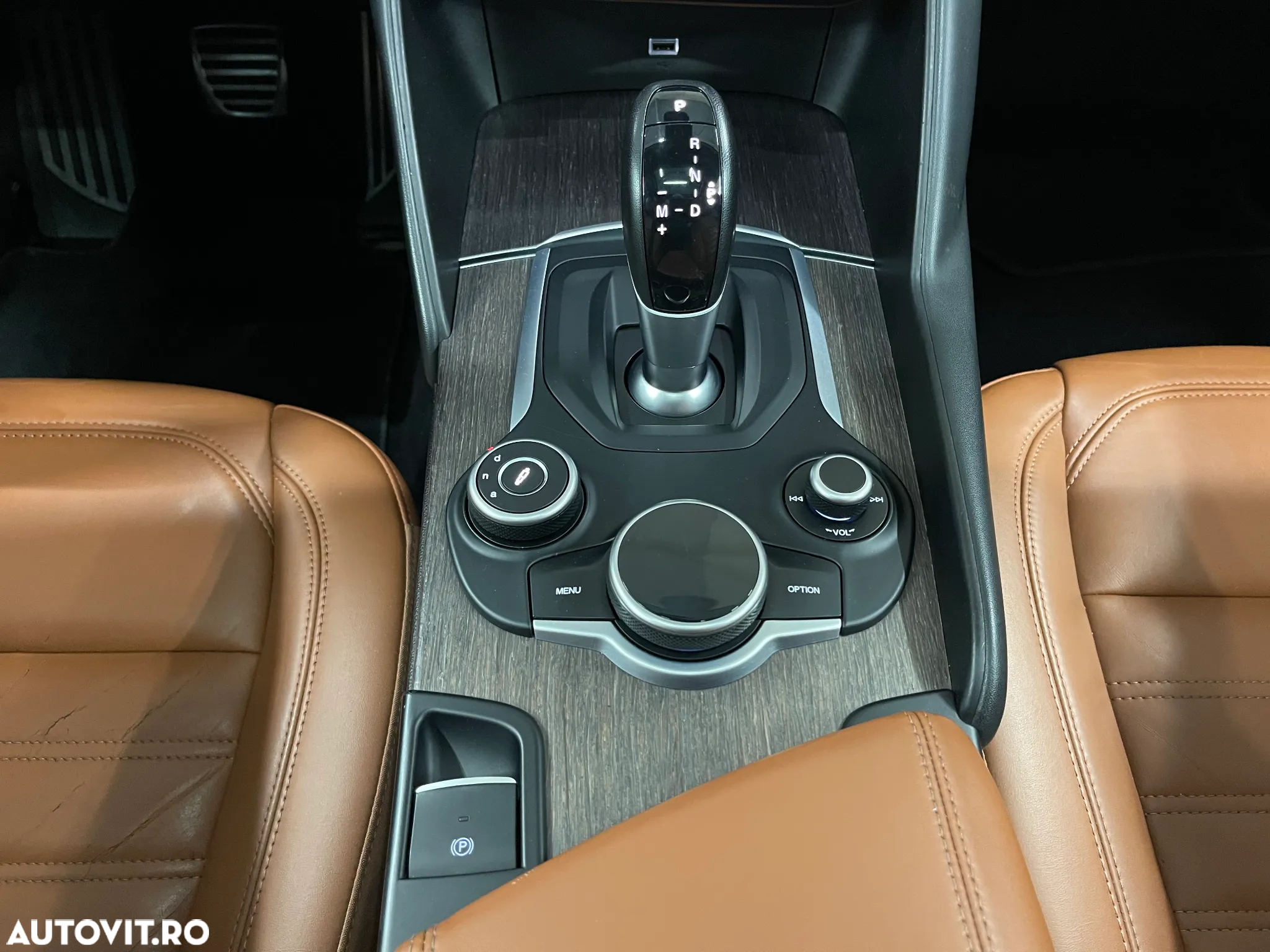 Alfa Romeo Giulia 2.0 Turbo AWD AT8 Veloce - 20