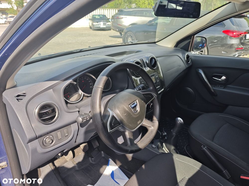 Dacia Sandero - 10