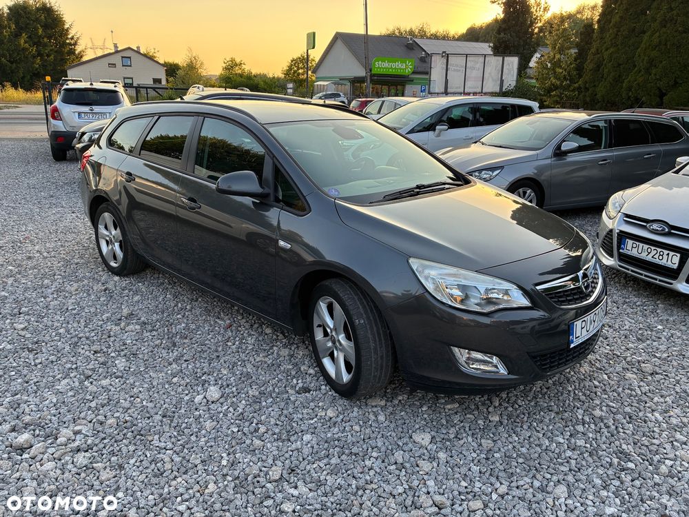 Opel Astra 1.4 Turbo - 1