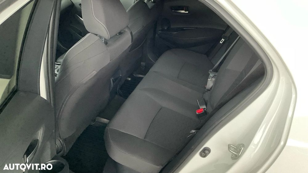 Toyota Corolla 1.8 HSD Dynamic - 12