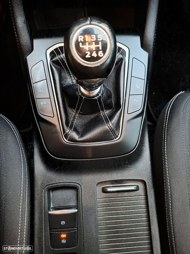 Ford Focus SW 1.5 TDCi EcoBlue Titanium - 14