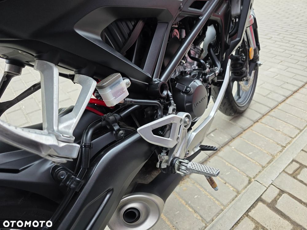 Honda CB - 19
