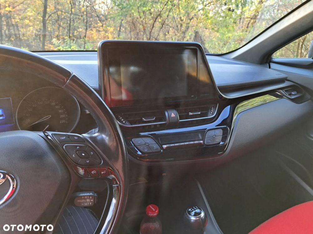 Toyota C-HR 1.2 T Premium - 28