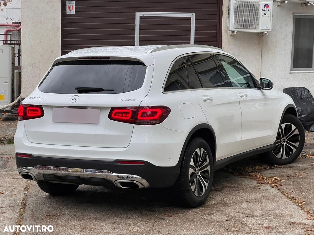 Mercedes-Benz GLC 300 d 4MATIC 9G-TRONIC Exclusive - 6