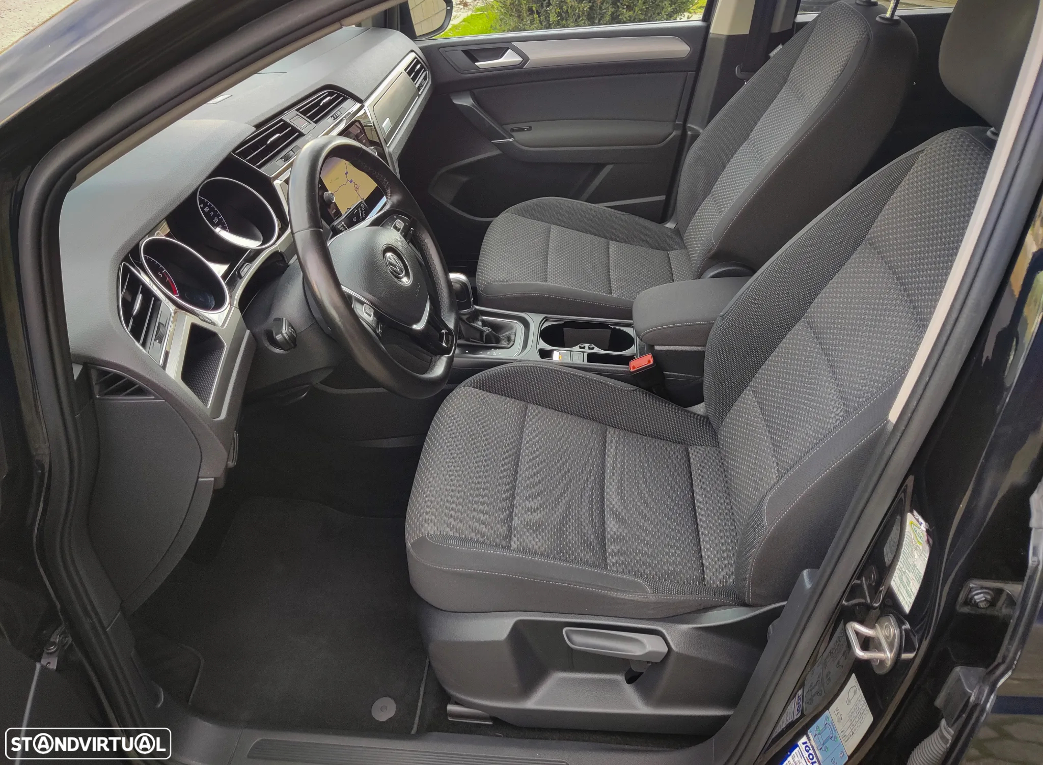 VW Touran 1.6 TDI Confortline DSG - 10