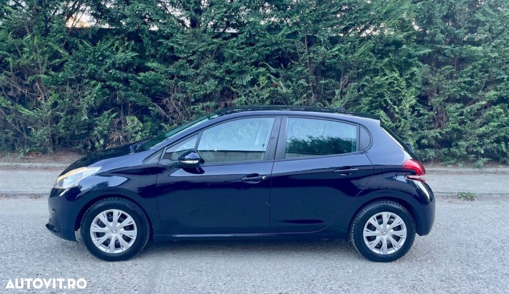 Peugeot 208 PureTech 110 Stop & Start Allure - 17