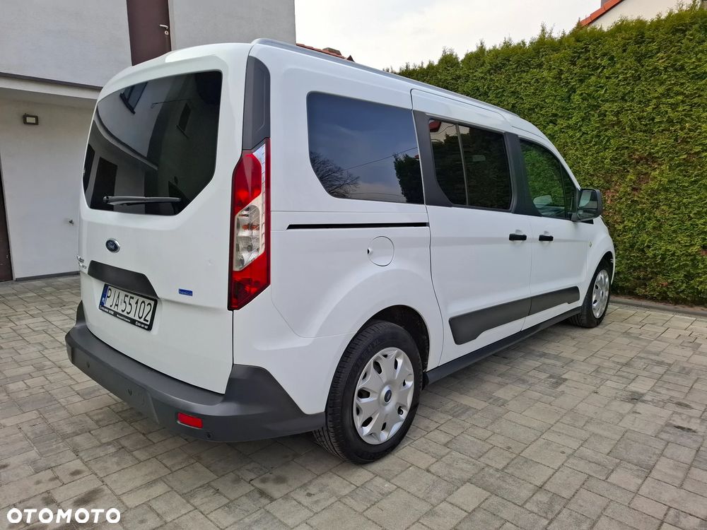 Ford Transit Connect - 8