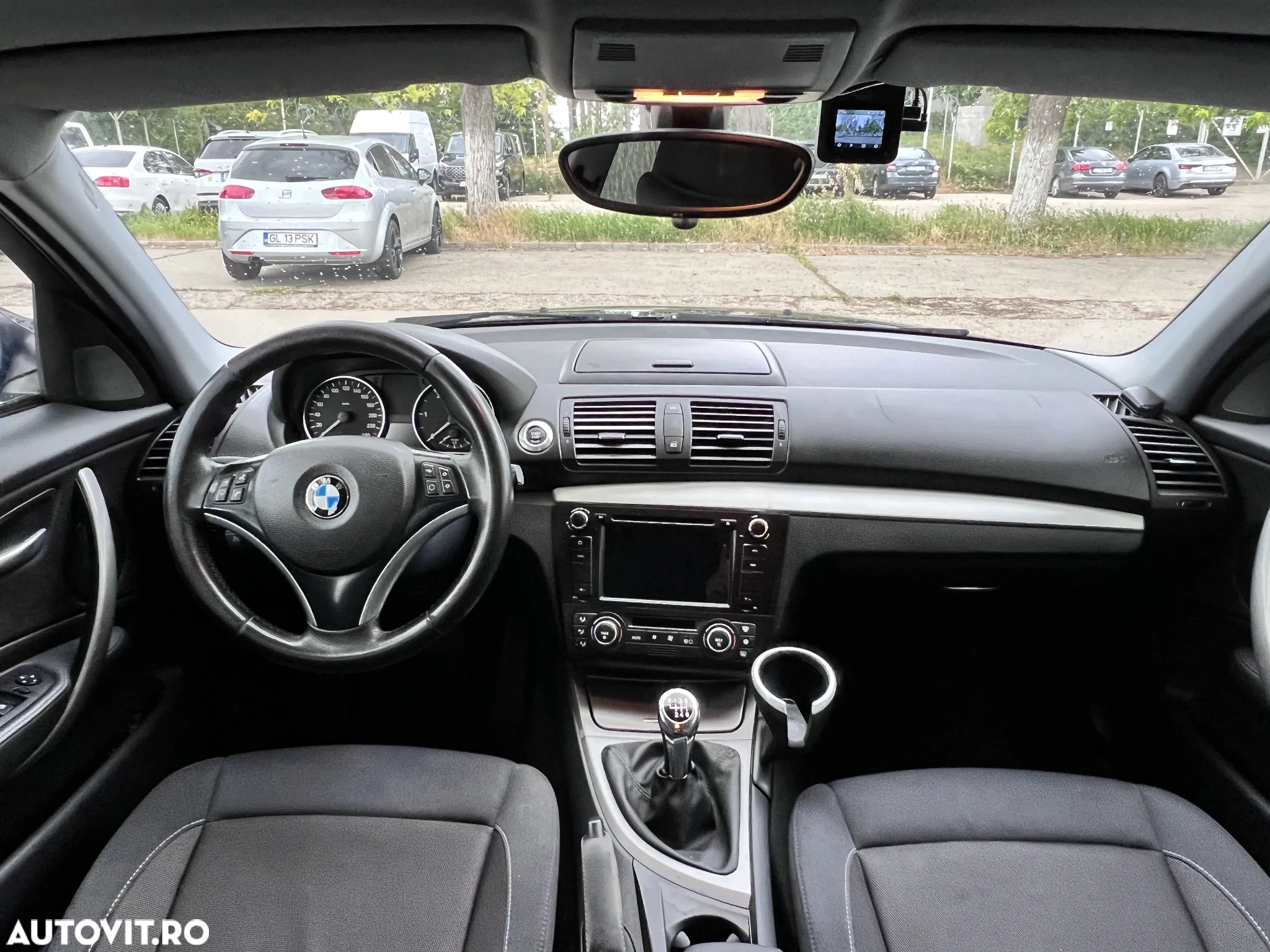 BMW Seria 1 118d - 18