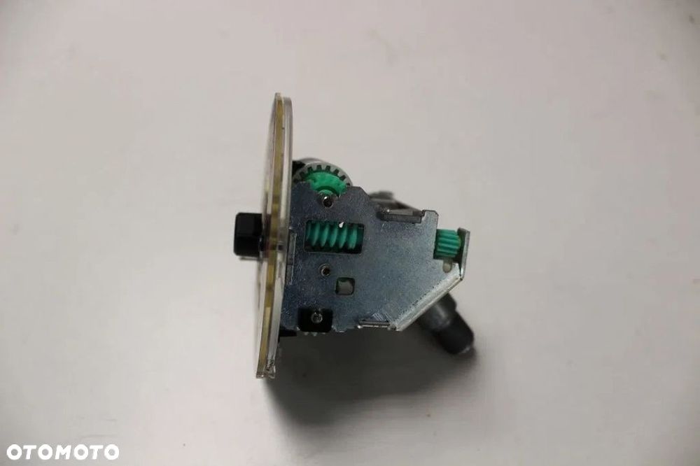 Licznik zegar prędkościomierz Honda CBX 550 F - 2