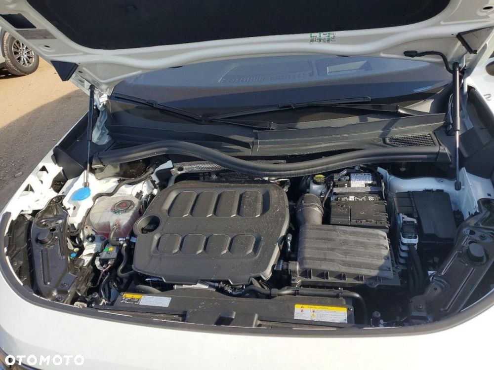 Volkswagen Tiguan - 12