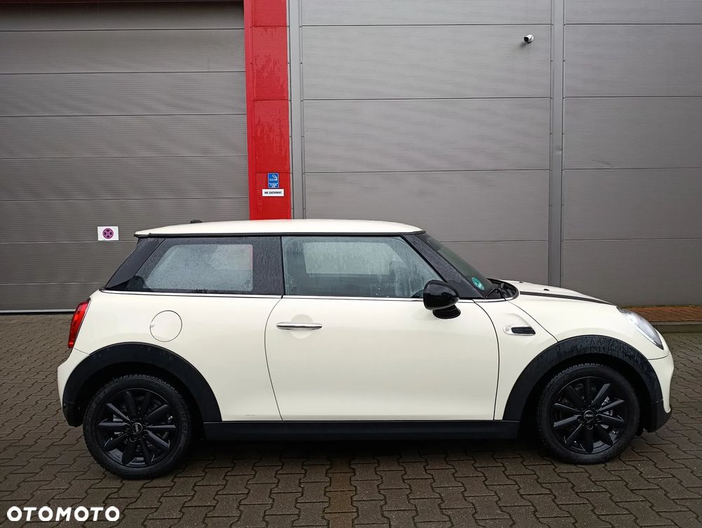 MINI ONE Standard - 18