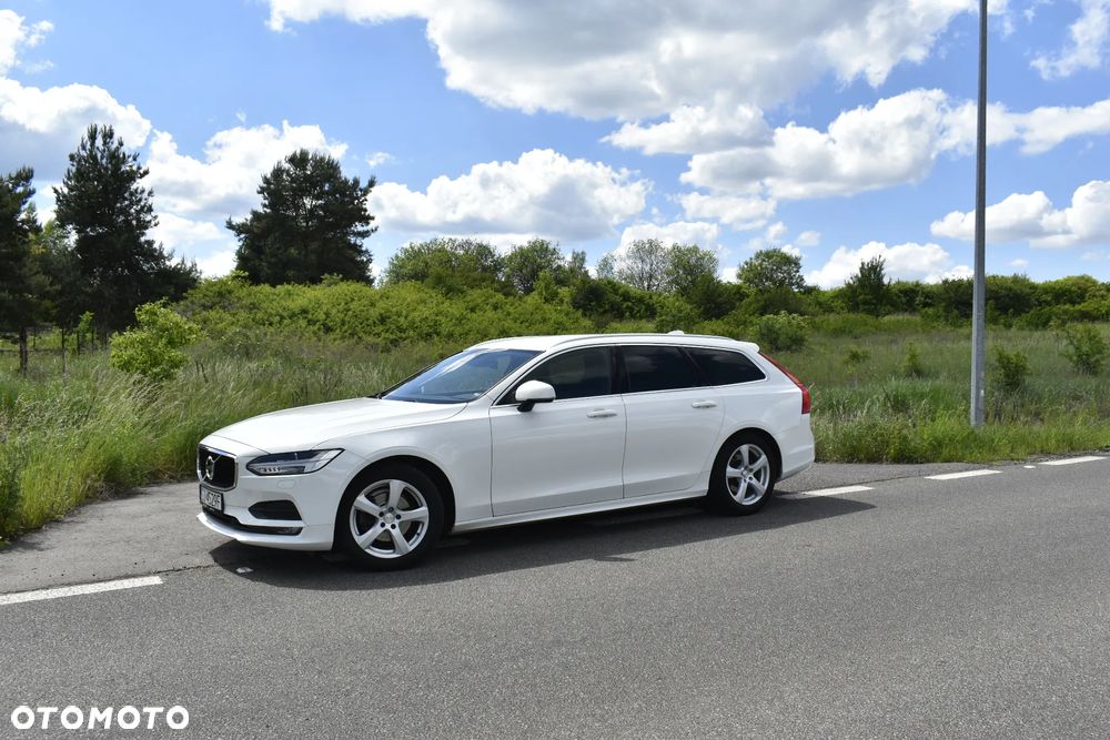 Volvo V90 D4 Momentum Pro - 10