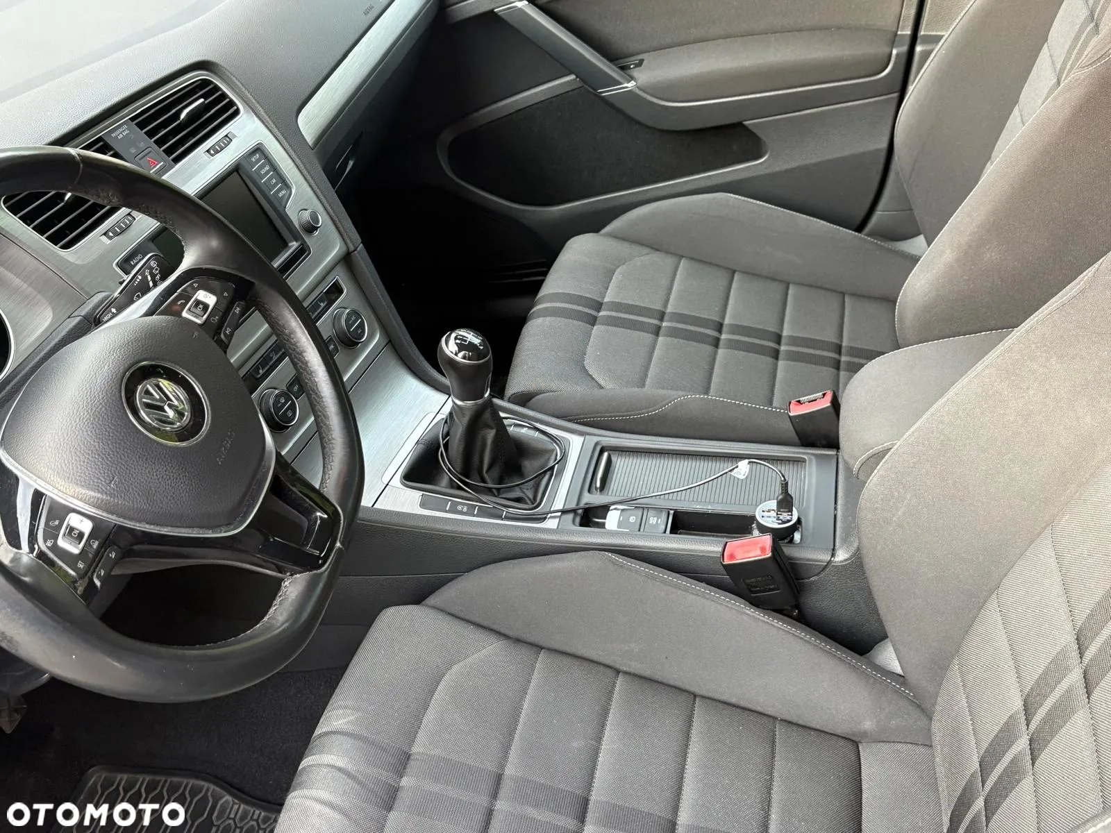 Volkswagen Golf VII 1.4 TSI BMT Comfortline - 11