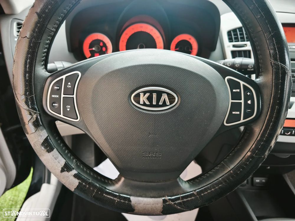 Kia Ceed S Coupé 1.4 CVVT EX - 8