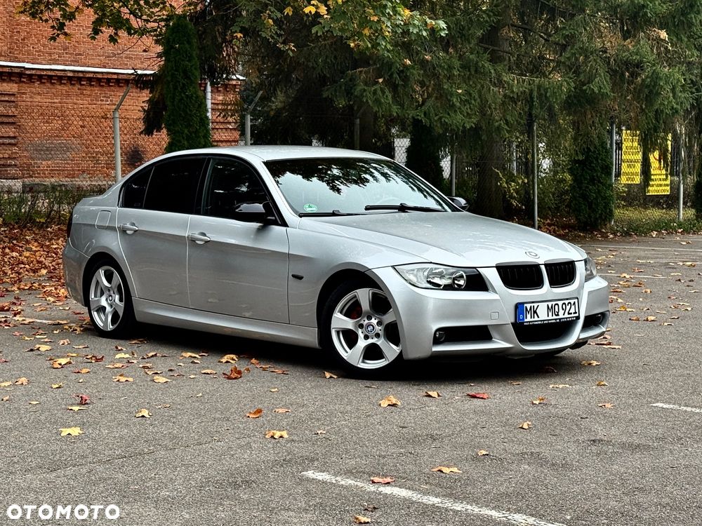 BMW Seria 3 320i - 3