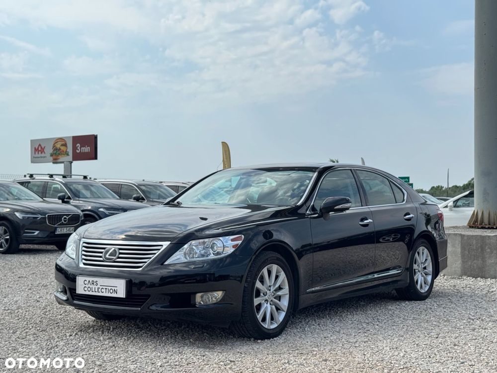 Lexus LS - 9