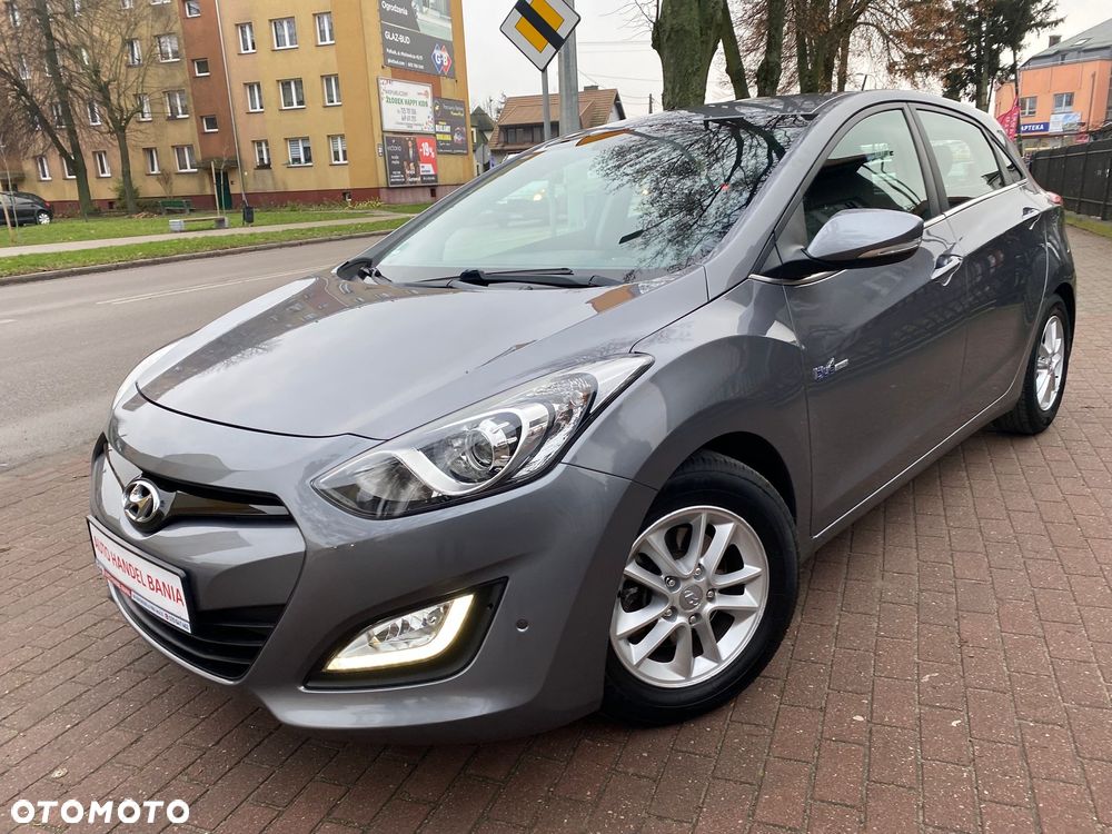 Hyundai i30 blue 1.6 GDI Trend - 3