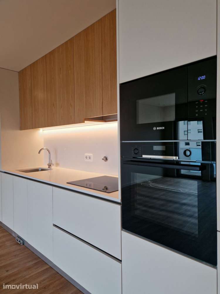 Apartamento T2 - Grande imagem: 2/13