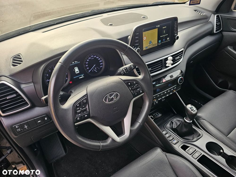 Hyundai Tucson 1.6 GDI BlueDrive GO 2WD - 35