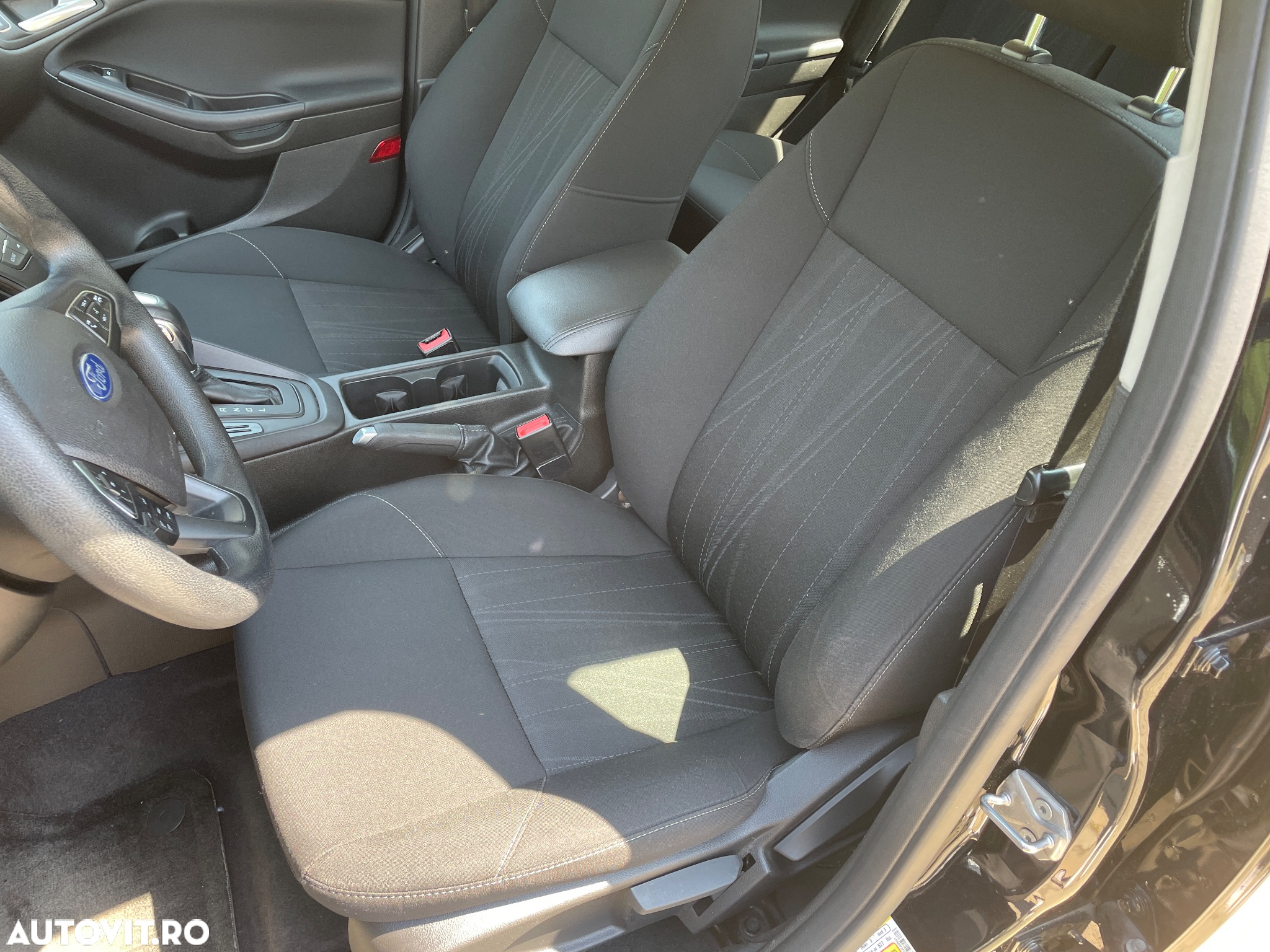 Ford Focus - 8