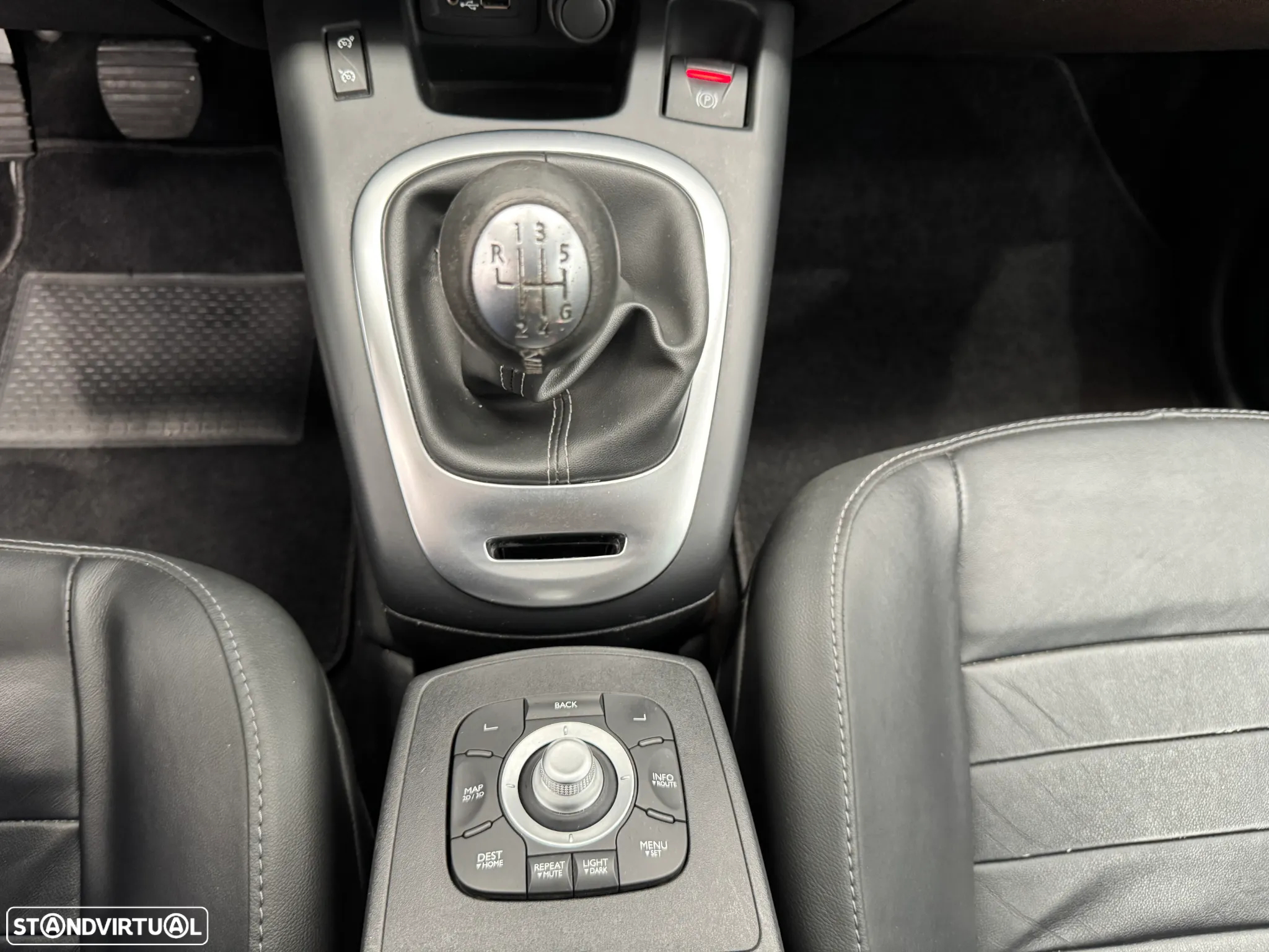 Renault Scénic 1.6 DCi Bose Edition - 27