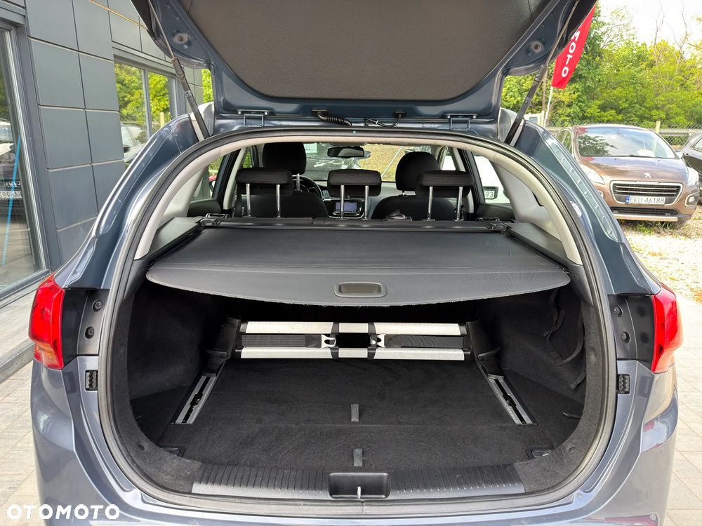 Kia Ceed 1.6 CVVT ISG Spirit - 25