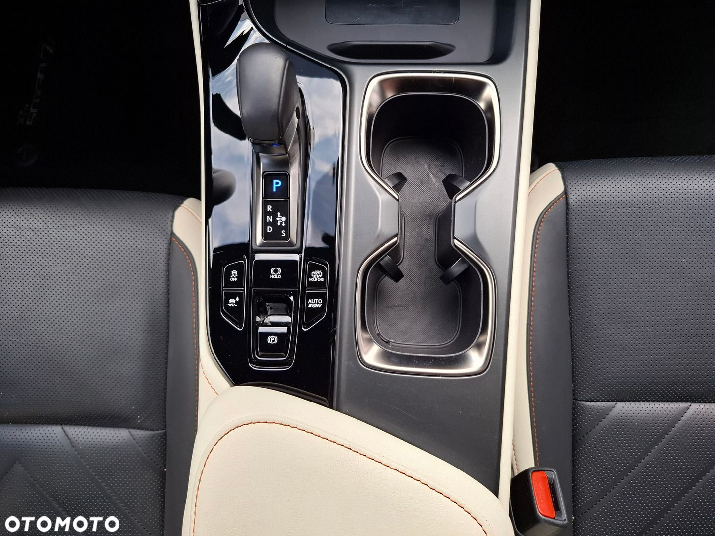 Lexus NX - 33
