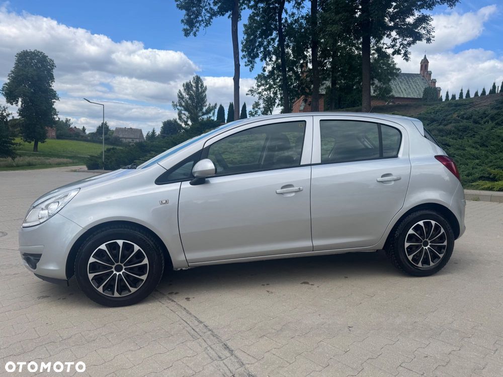 Opel Corsa - 2