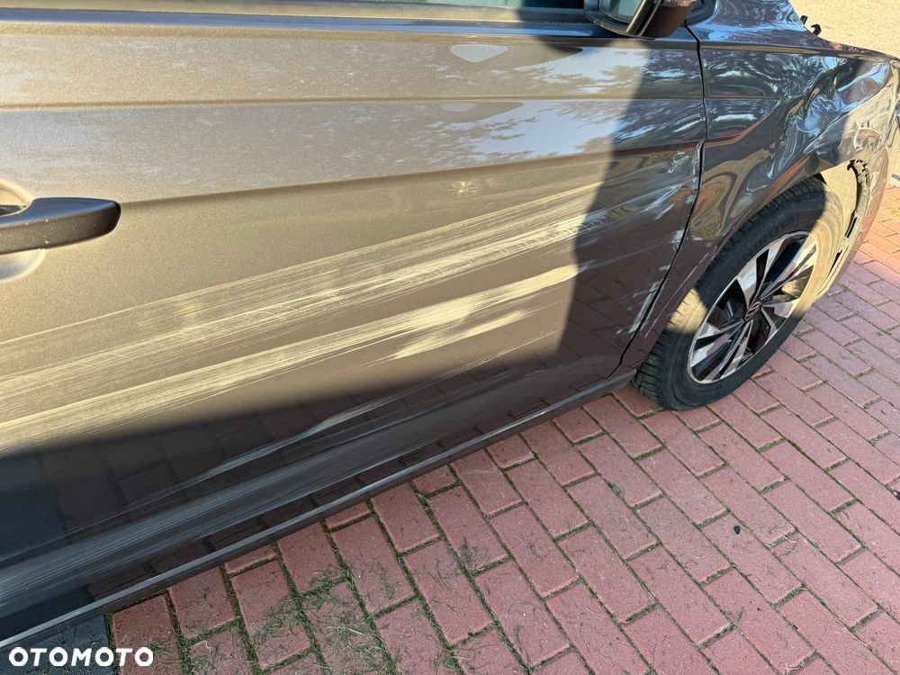Volkswagen Polo - 29