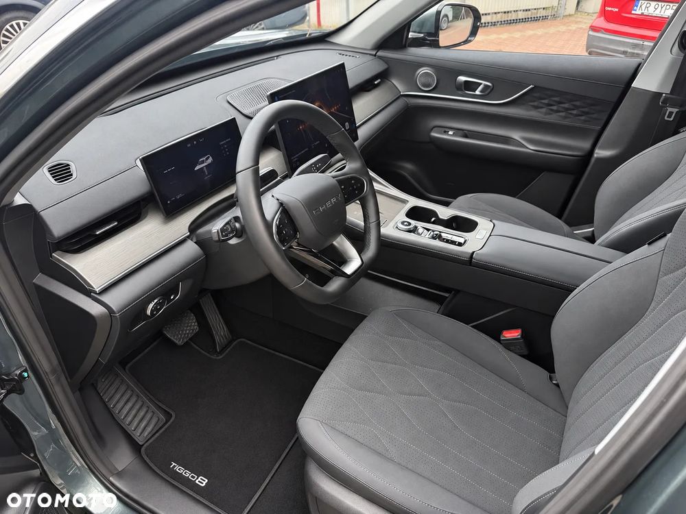 Chery Tiggo 8 1.5 T-GDI Super Hybrid Comfort DCT - 7