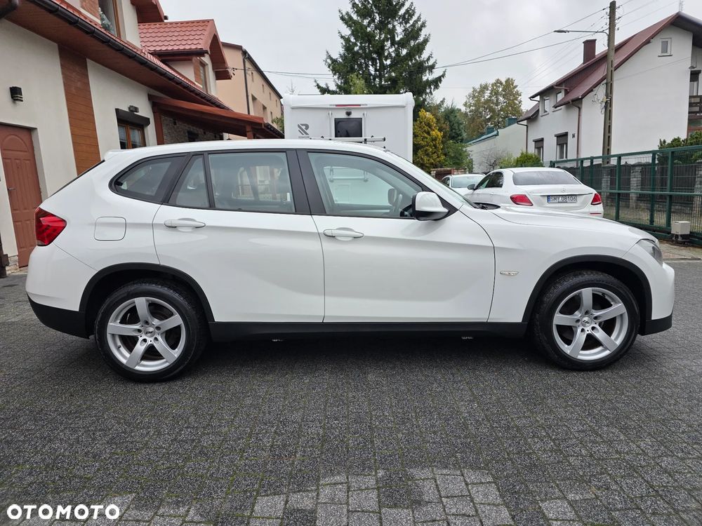 BMW X1 xDrive18d - 12