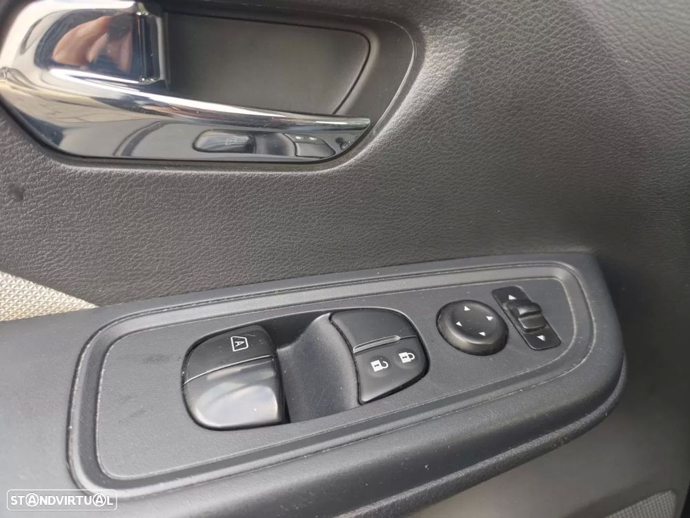 Nissan Micra 1.0 G Acenta - 18