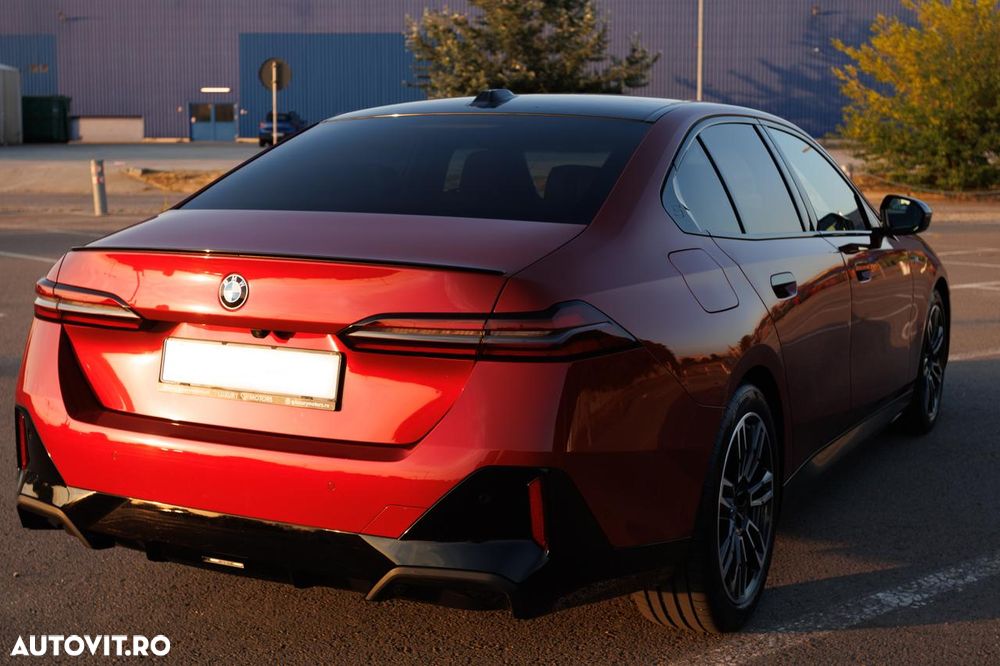 BMW 5 Series 2023 — imagine 4