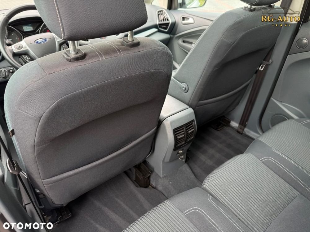 Ford C-MAX - 33