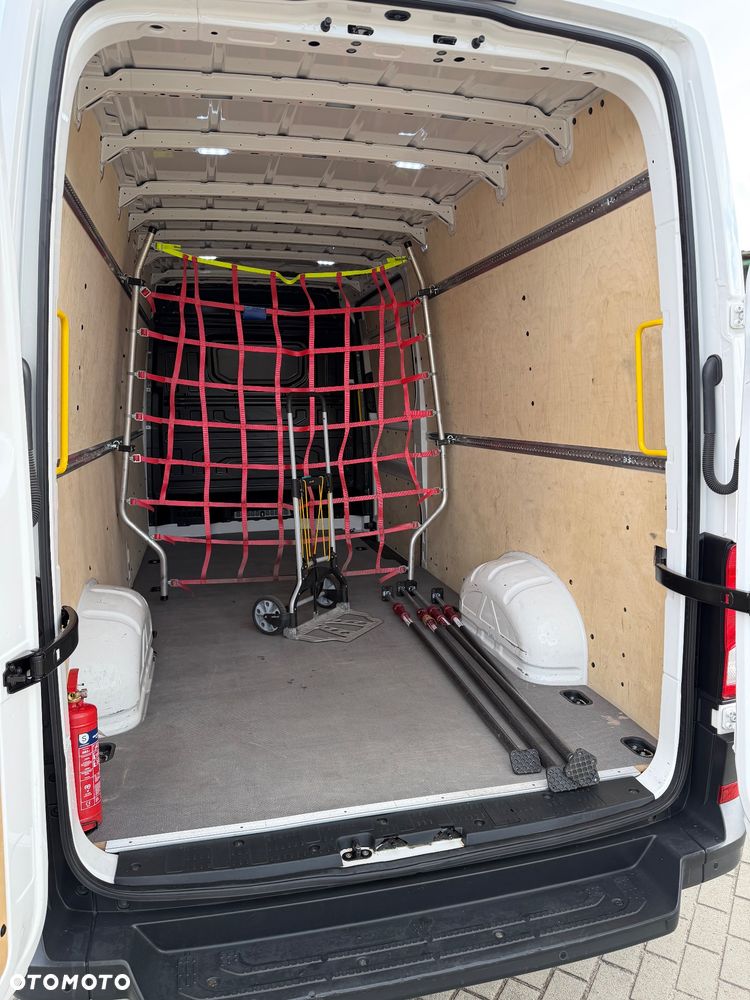 Volkswagen Crafter - 32