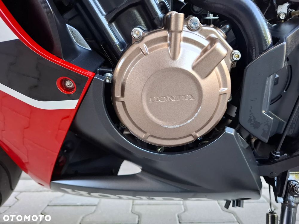 Honda CBR - 13