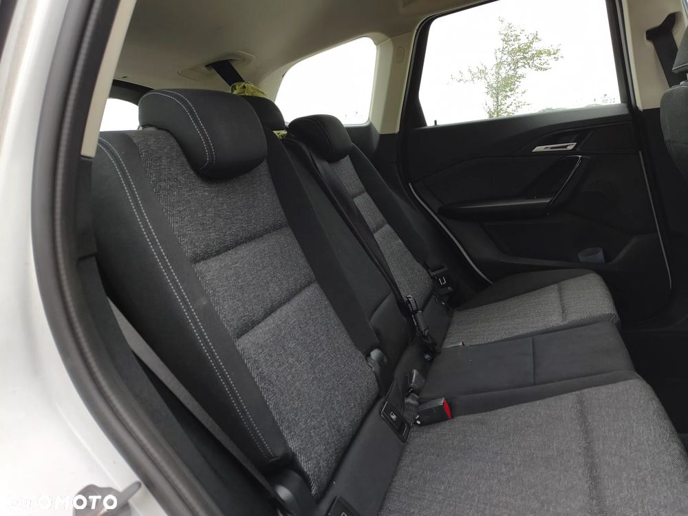 BMW X1 sDrive18i Sport Line - 23