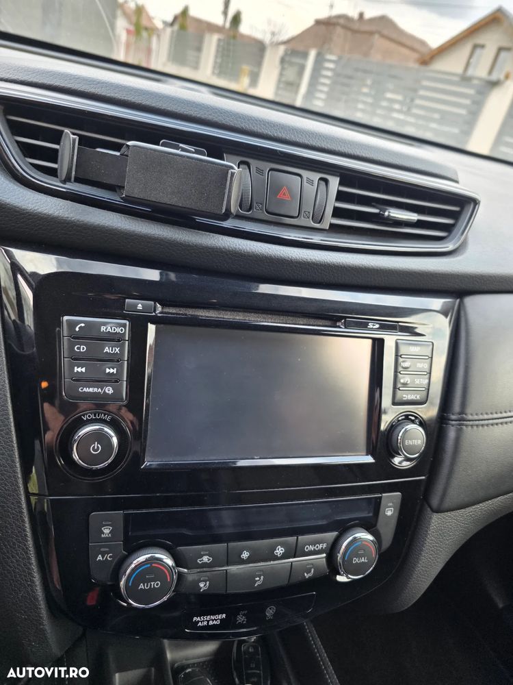 Nissan X-Trail 1.6 dCi Xtronic Tekna - 9