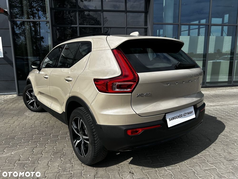 Volvo XC 40 - 6