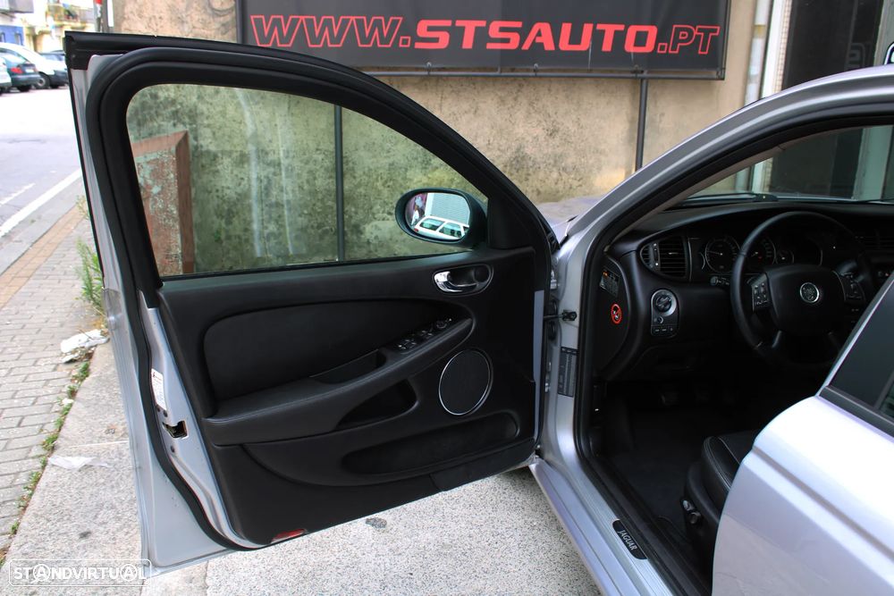 Jaguar X-Type 2.2 D Classic - 20