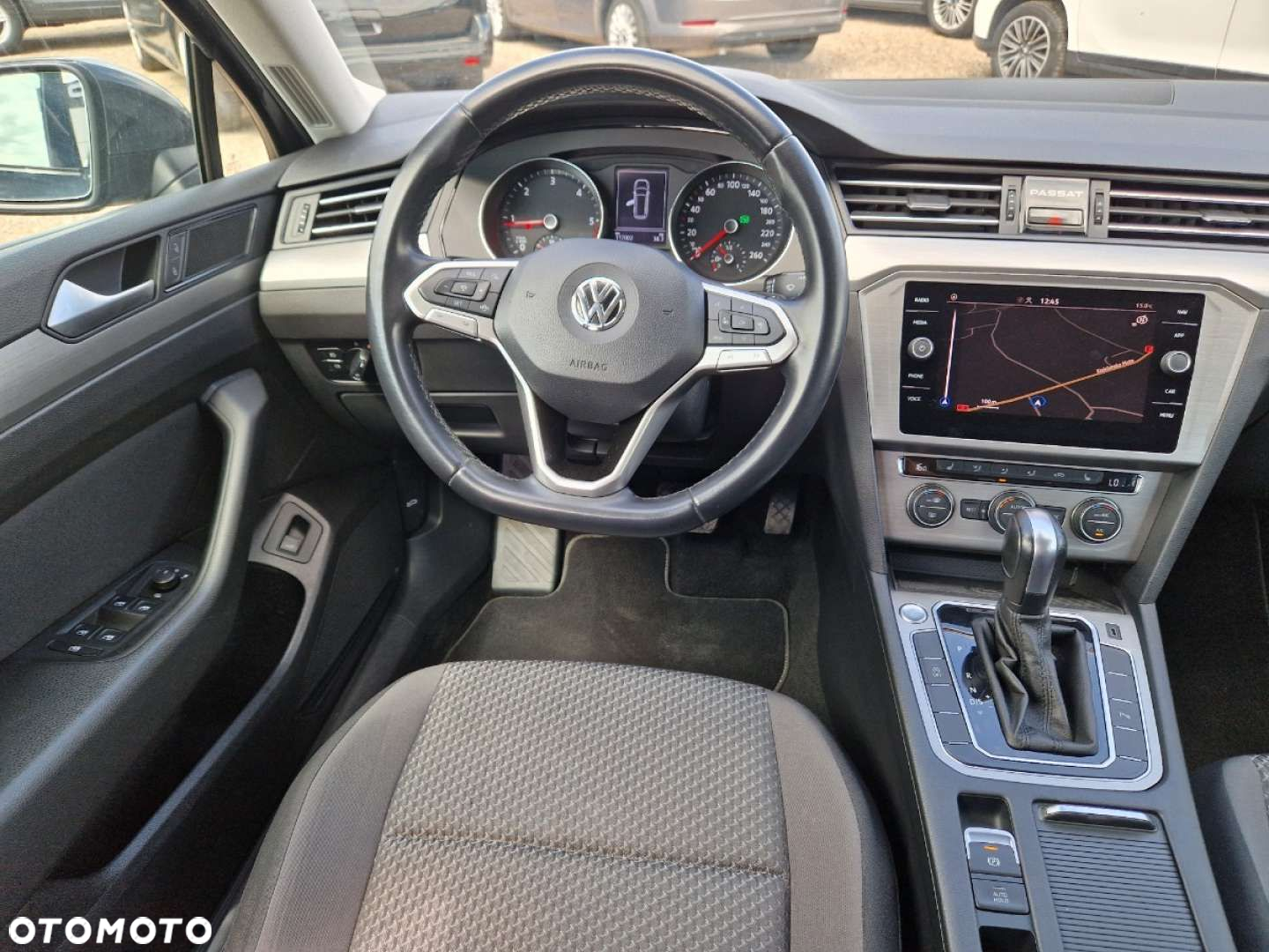 Volkswagen Passat Variant 2.0 TDI SCR DSG - 17