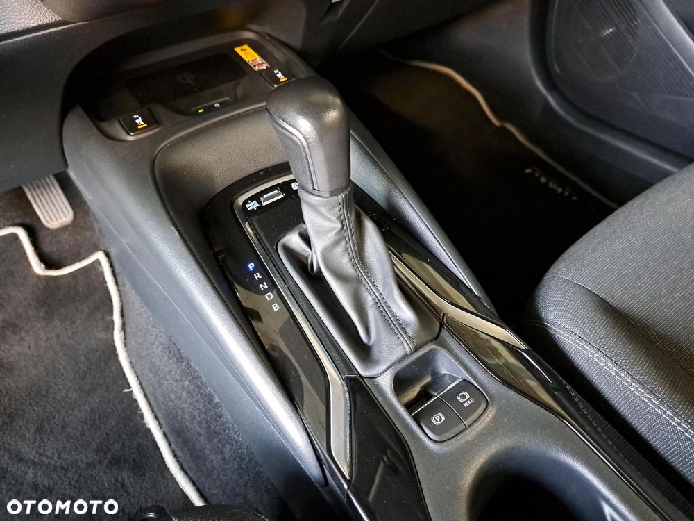 Toyota Corolla 1.8 Hybrid Comfort - 25