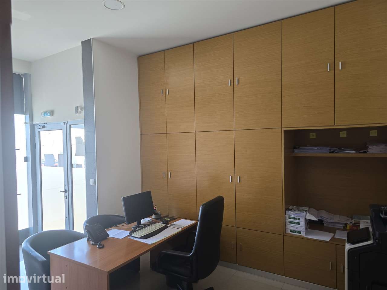Oportunidade Única: Loja / Escritório com 115m² no Entroncamento - Grande imagem: 2/4