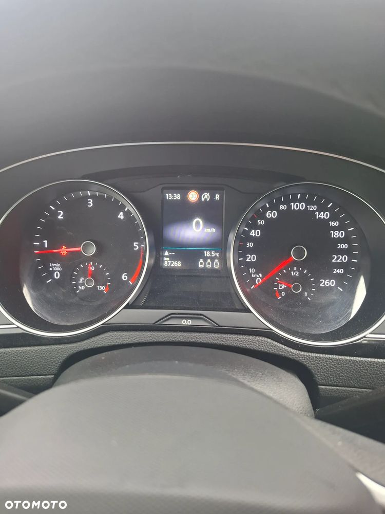 Volkswagen Passat 2.0 TDI EVO Elegance DSG - 40