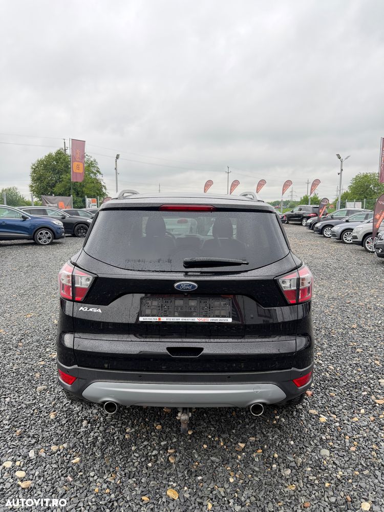 Ford Kuga 2.0 TDCi 2x4 Titanium - 6